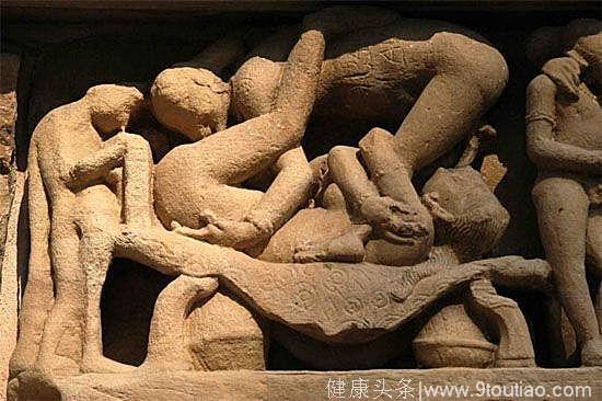 千年前的印度裸体与性爱画面，是现代印度不能够攀及的