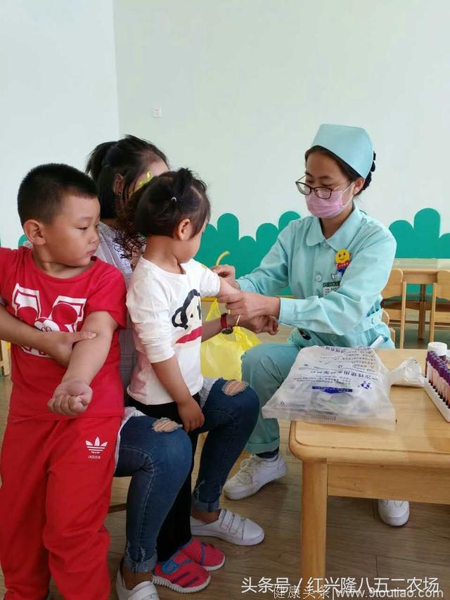 健康体检 快乐成长 八五二农场医院开展为儿童免费体检工作