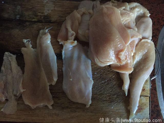 坑爹的料理：可以减脂的鸡胸肉，不用油煎