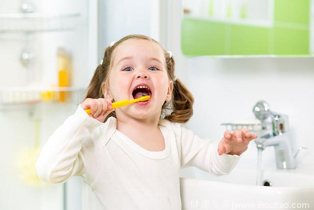 刷牙前牙膏要不要蘸湿？这些口腔健康护理小知识你都知道吗？