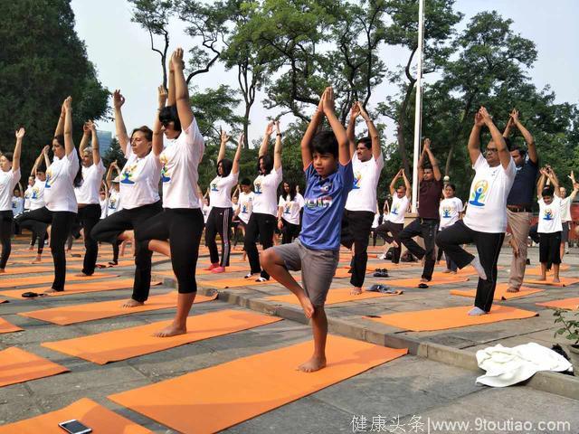 国际瑜伽日—百人长城瑜伽刚柔并济