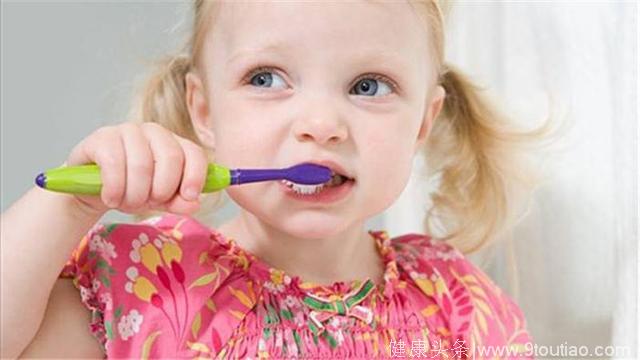 宝宝吃糖也没事，蛀牙元凶其实是它！