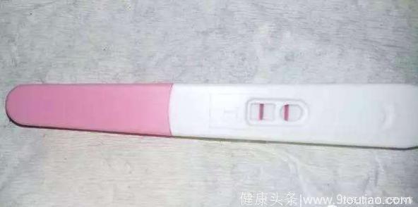 妻子怀孕4个月意味见红，医生怒斥丈夫：就不能忍忍？