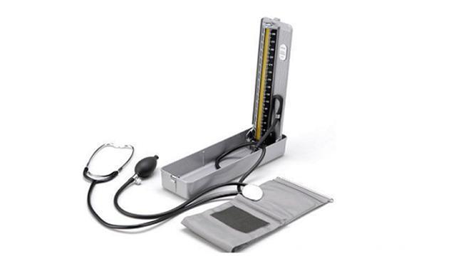 家用血压计怎么选才好？网友开箱评测：教你选对最适合自己的