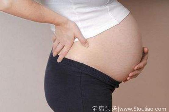 孕期啥时候补钙？出现这2个症状，说明你该补钙了