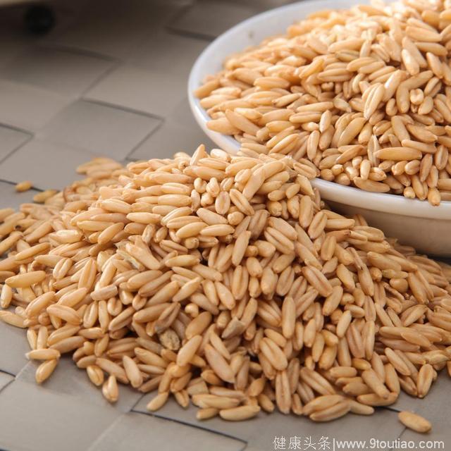 每天学习一味中药知识：燕麦——每天必吃的营养食品之一！全家受用