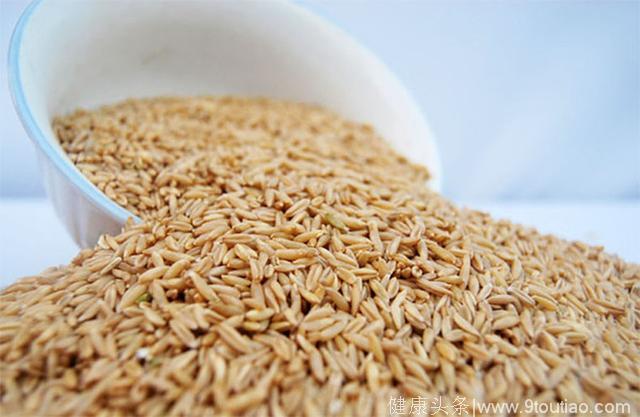 每天学习一味中药知识：燕麦——每天必吃的营养食品之一！全家受用