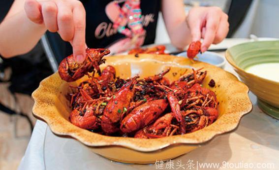 正值夏季，得了白癜风还能吃小龙虾吗？