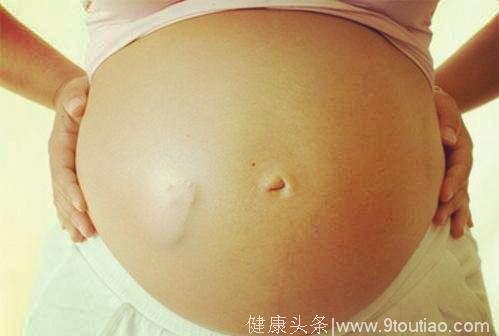 二胎妈妈对比怀男女的8点差异，不要看肚脐有没有凸起，绝对准！