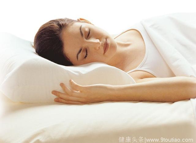 泰国天然乳胶枕头，保护颈椎，改善睡眠