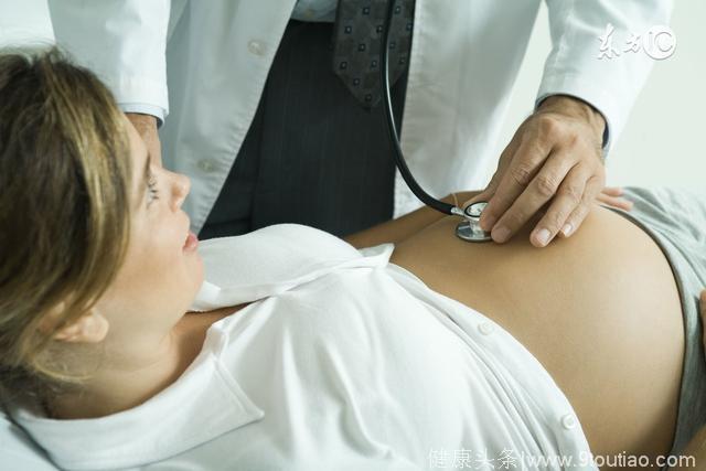 老婆怀孕5个月，医生说胎儿竟然不在子宫内，分享一招保护宝宝