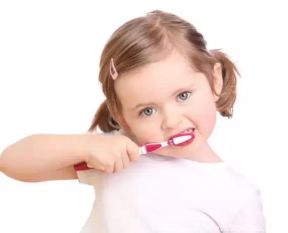 这些坏习惯会让你的孩子拥有一口烂牙！怎么应对你造吗？