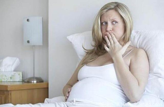 孕期里屁多好尴尬，造成孕妇放屁多原因您懂吗？