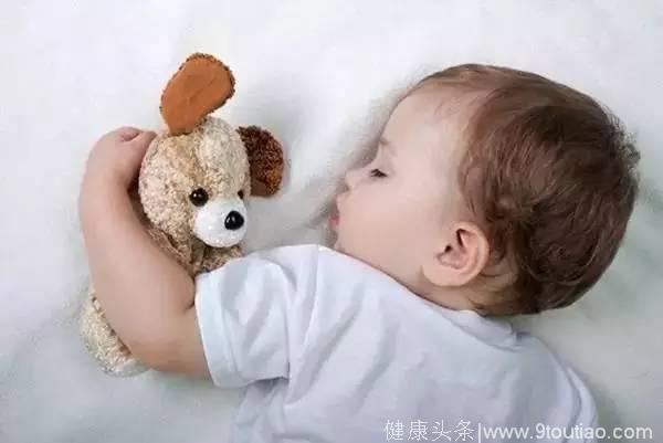 母婴分床睡是否对宝宝身心健康有利？
