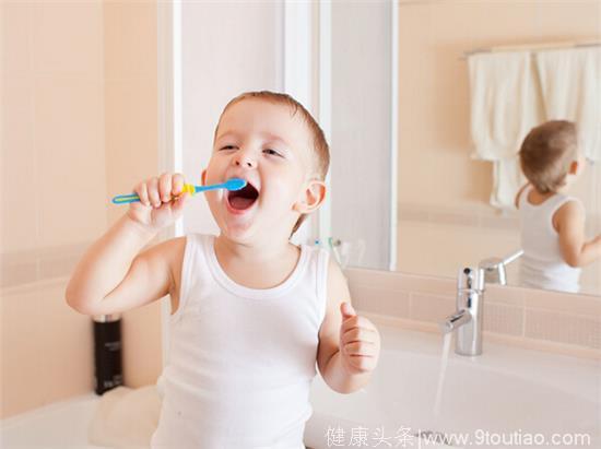 刷牙是用冷水还是热水？很多人都没搞明白，难怪牙齿发黄洗不干净
