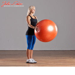 瑜伽球是一个很好提升锻炼水平的健身工具！腹肌马甲线，对核心锻炼尤其的突出