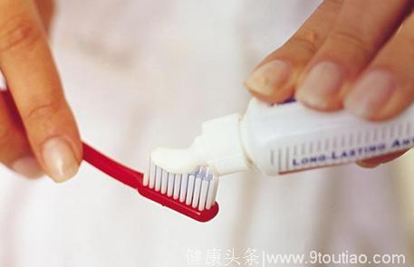 早晨刷牙总是恶心、干呕？这可不是只患有一种疾病这么简单