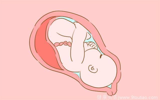 顺产前的5分钟，胎宝宝会通过这些努力来保护妈妈，好让人感动