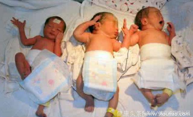 头胎是男孩，二胎怀上三胞胎，看到宝宝的性别爷爷乐坏了