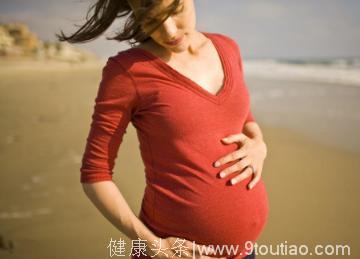 在整个孕期肚子都没有长妊娠纹，在临产时却全都出来了