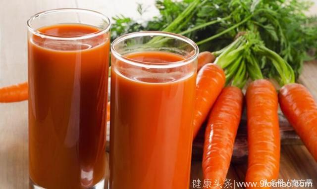 炎热的夏天喝些蔬菜汁，即开胃健食，又可以排毒养颜哦！