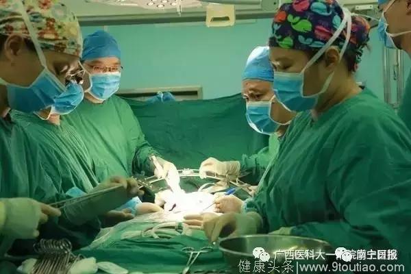 32公斤妈妈割肝救女，“新肝”宝贝重获新生！广西首例活体肝移植手术成功