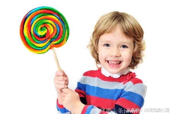 心理学家通过一个实验告诉你：打败孩子学习成绩的不是智商，而是一颗糖果