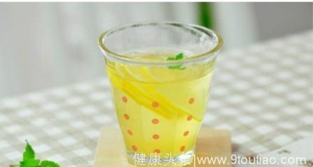 夏天太热，来杯柠檬水，你的柠檬片真的泡对了吗？
