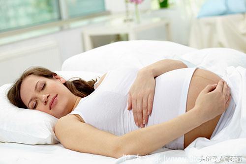孕妇肚子被宝宝顶着痛 胎动的常见原因