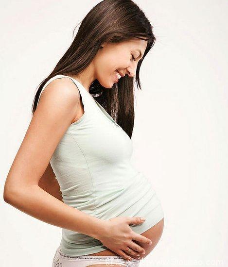 孕期性生活要注意，这4点有一点疏忽，都容易引起早产