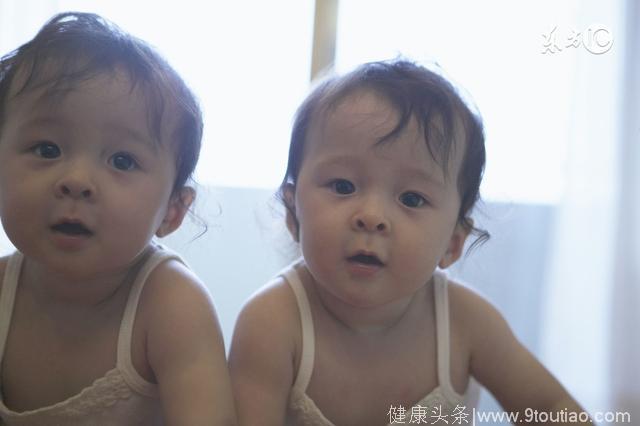 两年前怀上双胞胎，医生说连体，坚持生下来后意外获得惊喜