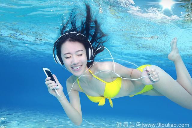 游泳耳朵进水容易引发疾病，4种方法够你用吗？