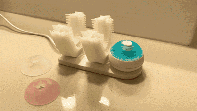 全球首款全自动牙刷问世，含嘴里10秒就能清洁口腔