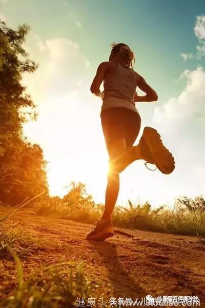35天健康减肥餐日记第28天：晨跑和夜跑哪个减脂效果好？