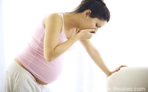 怀孕早期，准妈妈吐的很厉害，宝妈们分享缓解孕吐方法