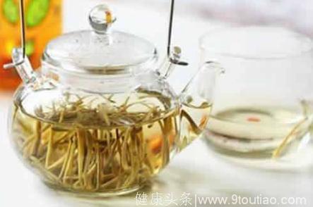 中医推荐的四款养生茶，祛火明目夏天就喝它