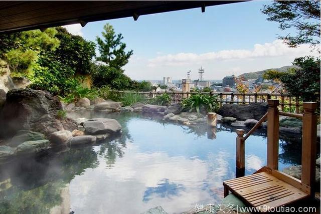 泡温泉也是有讲究的！揭露日本温泉的妙效