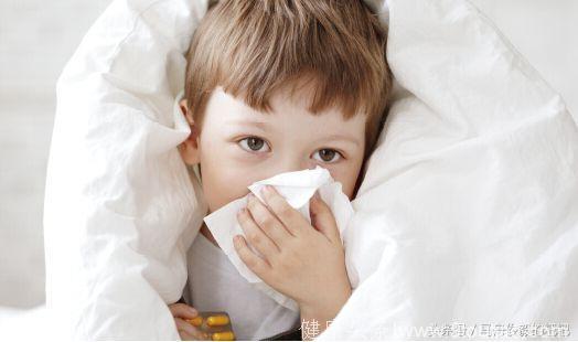 给宝宝清理鼻涕不当会伤害到宝宝的鼻粘膜，如何正确清理呢？