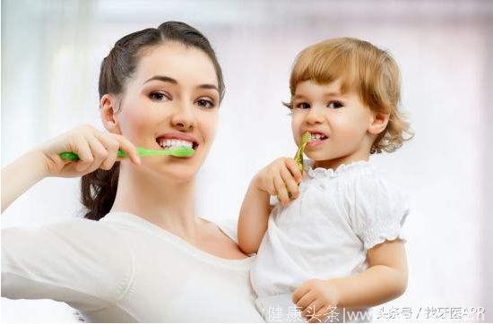 宝宝刷牙，宝宝几岁开始刷牙？儿童怎么刷牙，儿童牙齿清洁学这招