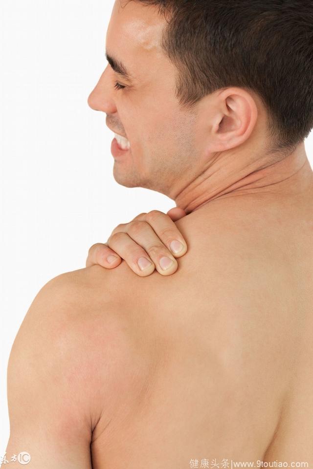 「筋骨堂」肩周炎有什么症状？要怎么缓解？
