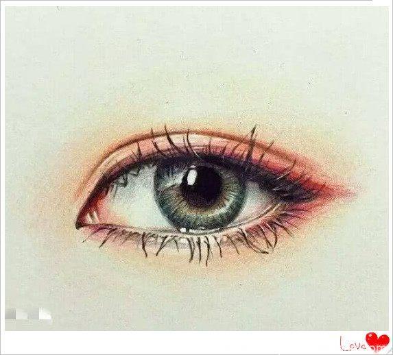 心理测试：以下哪只眼睛最迷人？测试你在异性眼中的魅力有多大！