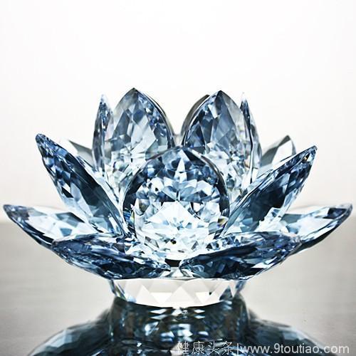 心理测试：选一款好看的水晶花，测一下你今年能不能赚到大钱！