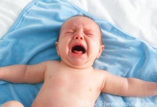 婴儿哭闹时应该怎么办？