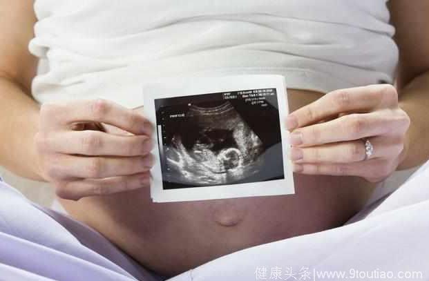 孕妇怀孕4个月B超显示无胎儿，医生的一番话，吓得孕妇嚎啕大哭