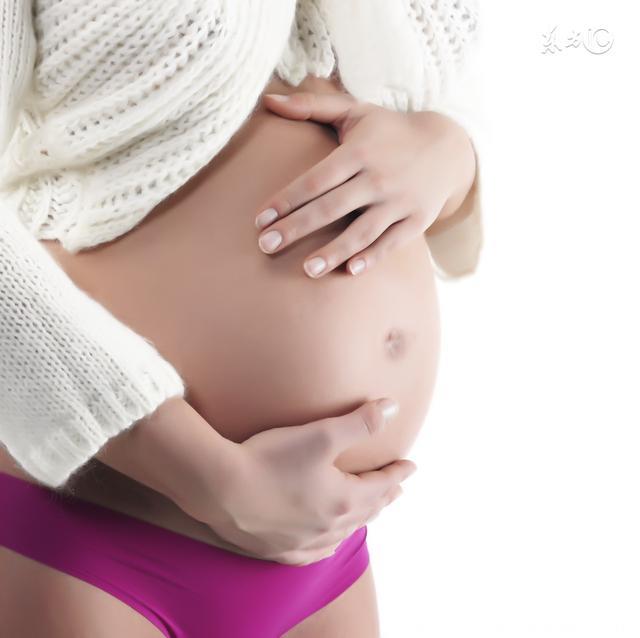怀孕6个月，肚子却像快要生的一样大，孕妇食量并不大，怎么？