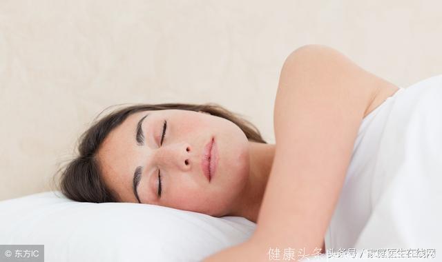 睡眠质量差的人，容易出现这7个问题，比熬夜危害还要大