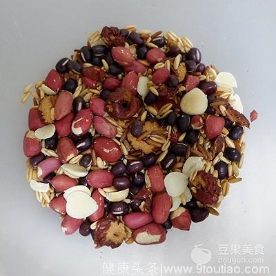 养生杂粮粥—红豆燕麦粥