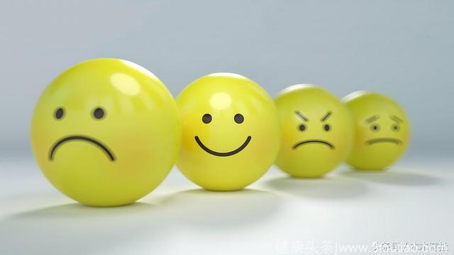 心理学：让人不快乐的4种思维模式，你的悲伤都是源自于此