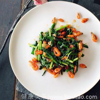 吃韭菜要小心，7种食物最好不要同食！