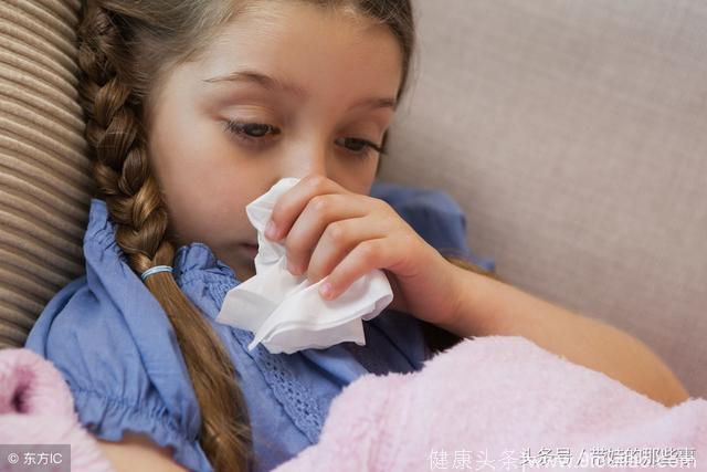 孩子感冒咳嗽、流鼻涕，爸妈分清寒、热，正确应对更有效！